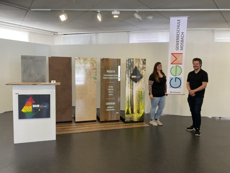Ausstellung Meister in Form und Farbe in Karlsruhe